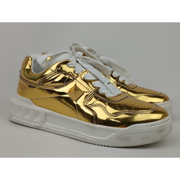 Valentino Garavani Women's Gold Roman One Stud Low Top Chunky